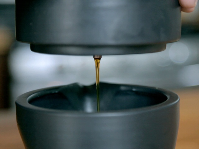 Coil: Iced Coffee w/o Diluting your Brew Project-Video-Thumbnail